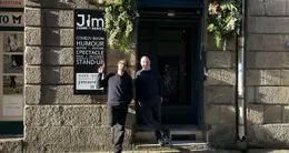 actu cinéma le premier comedy club de saint-malo (ille-et-vilaine) ouvre ses portes en hommage à jim carrey.