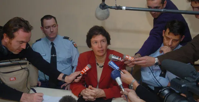 photo  jallais, le 21 novembre 2005. le couple inculpé dans l’enlèvement d’aurélia a été renvoyé devant la cour d’assises du maine-et-loire.  &copy;  archives co - didier paillat 