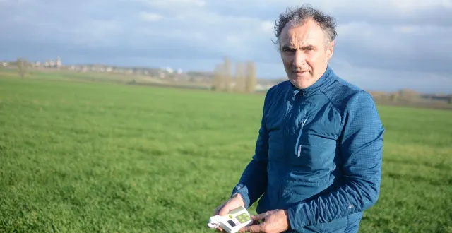 photo  josé godineau : « il ne faut pas mettre de la techno pour mettre de la techno, cela ne sert à rien sans agronomie. »  &copy;  co – antoine humeau 