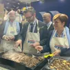 photo  les sénateurs emmanuel capus et corinne bourcier étaient aux fourneaux mercredi au salon de l’agriculture. 