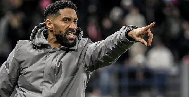photo  pour son deuxième match en tribunes après sa suspension, gaël clichy a concédé une autre défaite avec le sm caen, sur la pelouse de valenciennes (1-2).  &copy;  martin roche / ouest-france 