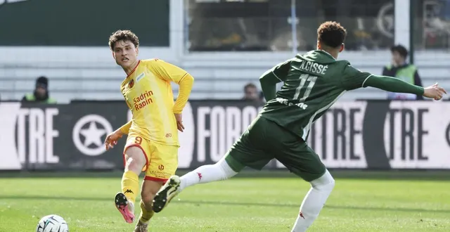 photo  le manceau lucas bretelle face à l’audonien kemo cissé, le 28 février 2026.  &copy;  maxppp 