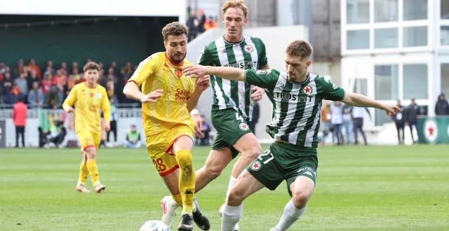 photo  percutant en première période, erwan colas n’est pas passé loin de donner l’avantage à son équipe à trois reprises.  &copy;  ©mezzetta/maxppp 