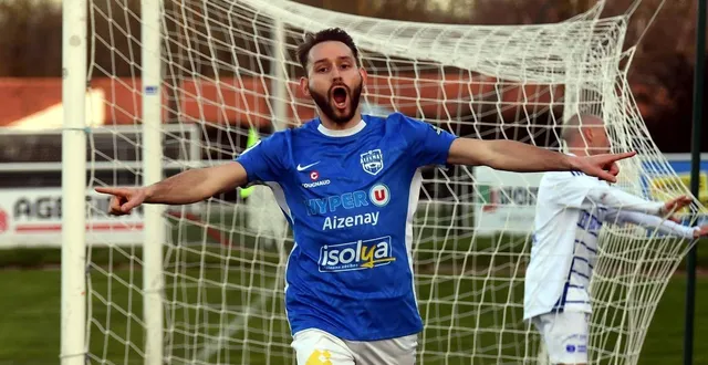 photo  pierre durand, double buteur de la rencontre.  &copy;  laurent gelot 