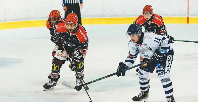 photo  kylian fauvel a inscrit le premier but pour les dogs de cholet face à meudon, samedi 28 février 2026.  &copy;  archives maxime bellanger 