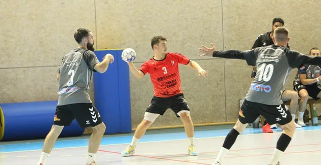 photo  gourdin-serveniere, joueur du pl granville (manche, n2m) pour la saison 2025-2026.  &copy;  jean-louis rault 