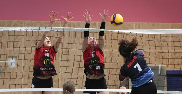 photo  les lavalloises s’inclinent au cinquième set.  &copy;  paul mc carthy 