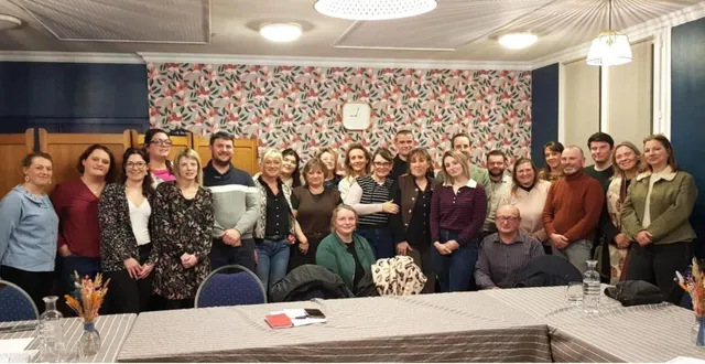 photo  commerçants et artisans réunis aux côtés des élus, déterminés à poursuivre leurs actions en 2026.  &copy;  le maine libre 