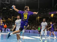 photo  kauldi odriozola et les violets assurent le spectacle et font salle comble. le h entend rester fidèle à sa réputation. 