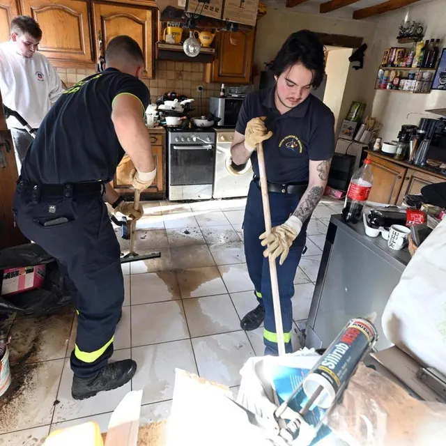 photo l’eau s’est infiltrée partout dans les maisons.  ©  jérôme fouquet/ouest-france