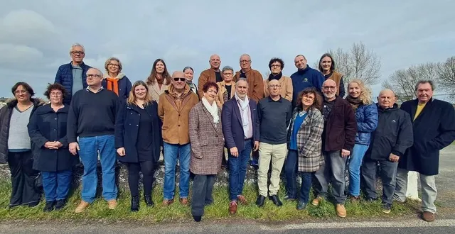 photo  les membres de la liste commune nouvelle, nouvel horizon. absents sur la photo : philippe aillerie, catherine founier, rachid hrich et florian stieffatre.  &copy;  dr 