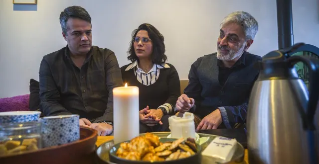 photo  on avait rencontré payman (à droite), il y a un mois, alors que des évènements tragiques touchaient déjà l’iran.  &copy;  archives le maine libre - denis lambert 