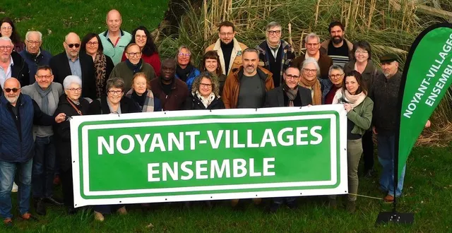 photo  tonny poilvilain, cinquième à partir de la droite, au premier plan, a lancé officiellement la liste noyant-villages ensemble.  &copy;  liste noyant-villages ensemble 