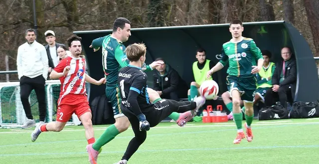 photo  le portier gazier, mathys goulette, a joué un mauvais tour à l’équipe de changé en stoppant un penalty.  &copy;  le maine libre 
