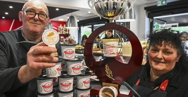 photo  la chapelle-saint-aubin, vendredi 27 février 2026. comme ce fut déjà le cas l’année passée, les rillettes de la boucherie-charcuterie de christophe et magali brière ont remporté l’or à paris.  &copy;  le maine libre - denis lambert 