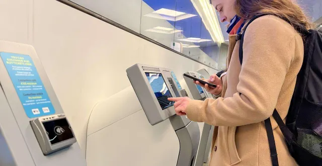 photo  choisir un billet en 1re classe n’assure pas nécessairement d’avoir une place à bord du train…  &copy;  photo d’illustration : dinendra haria/lnp//sipa 