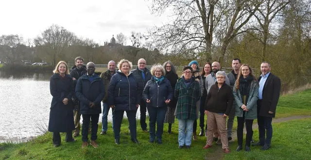 photo  au premier rang, 3e en partant de la gauche, priscille guillet. absent sur la photo?: bruno de lamérie.  &copy;  ouest-france 