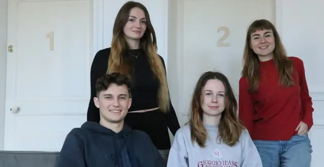 photo  au sein d'une colocation de huit étudiants, sarah, héloïse, adrian et coline sont arrivés à saumur en septembre 2025.  &copy;  co - hugo bocquier 