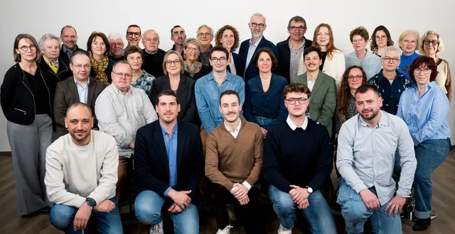 photo  les candidats et candidates de la liste « avec vous, pour flers ».  &copy;  tâm nguyen. 
