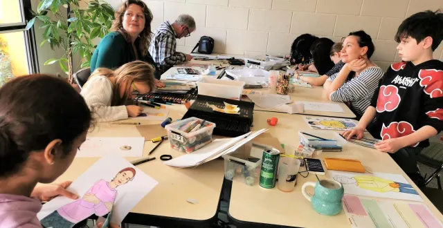 photo  l’atelier a attiré treize personnes en tout, des enfants, des ados, et des adultes.  &copy;  le maine libre. 