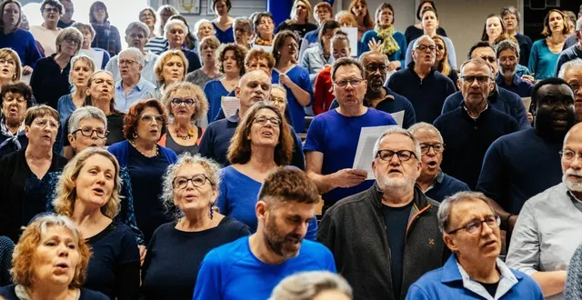 photo  400 choristes participeront au spectacle des intemporels à antarès, le 25 avril prochain au mans (sarthe).  &copy;  ouest-france 