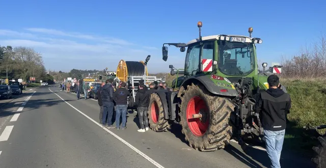 photo  une petite vingtaine de tracteurs sont présents, ce mardi 3 mars 2026.  &copy;  ouest-france 