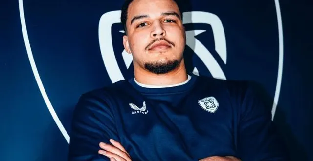 photo  le pilier zinedine aouad rejoint le rc vannes pour la fin de saison 2025-2026.  &copy;  rc vannes 