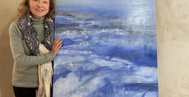 photo  michèle gosnet-frassetto expose trente toiles, dont celle-ci, en chine, en mars.  &copy;  le maine libre 