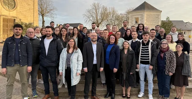 photo  âgé de 47 ans, mathieu roussel, adjoint sortant en charge de la citoyenneté et de la tranquillité publique, est la tête de la liste la force de 10 villages.  &copy;  document remis 