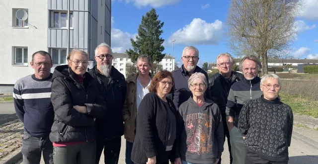 photo  de gauche à droite : jacky mary, dalila sahli, cyrille lebeurrier, denis duval, thérèse caillon, pascal catherine, marie-france marchand, alain morel, david esteve, florence noir.  &copy;  ouest-france 