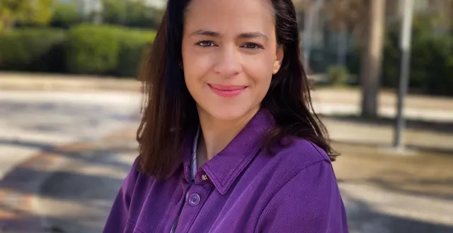 photo  hanna ladoul, réalisatrice, est originaire de vire normandie (calvados). quand elle était élève au lycée marie-curie, elle a suivi l’option cinéma et audiovisuel.  &copy;  marco la via 