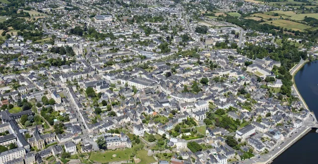 photo  comme à château-gontier, 199 des 240 communes de la mayenne, soit 83 %, n’ont qu’une seule liste candidate aux élections municipales de 2026.  &copy;  archives david ademas / ouest-france 