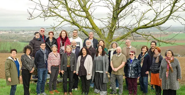 photo  les membres de la liste « continuons ensemble, la crèche en action ».  &copy;  co 