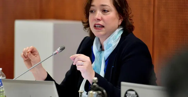 photo  coralie dénoues a fait part de son soutien aux bénévoles, salariés et joueurs du niort rc.  &copy;  co - marie delage 