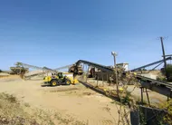 photo  la carrière de roches meubles des alleuds emploie une dizaine de salariés. 