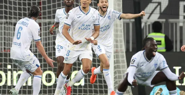 photo  noah cadiou avait obtenu un penalty puis marqué le but de l’égalisation du fc lorient à nice, le 22 février 2026.  &copy;  afp 
