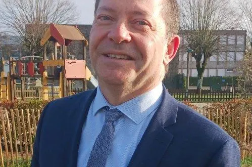 photo  sébastien gouhier, maire sortant, présente son programme.  &copy;  ouest-france 