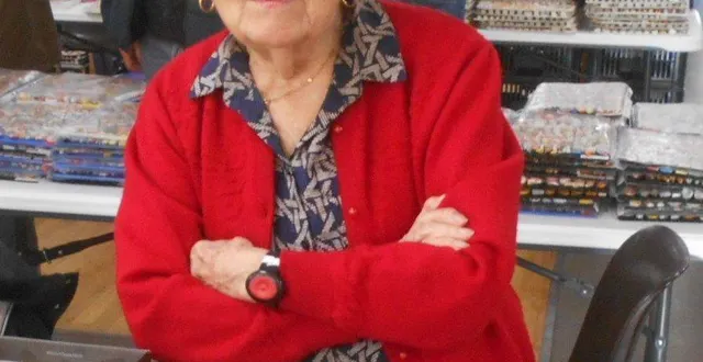 photo  jeannine, 93 ans, doyenne du salon de la fève.  &copy;  ouest-france 