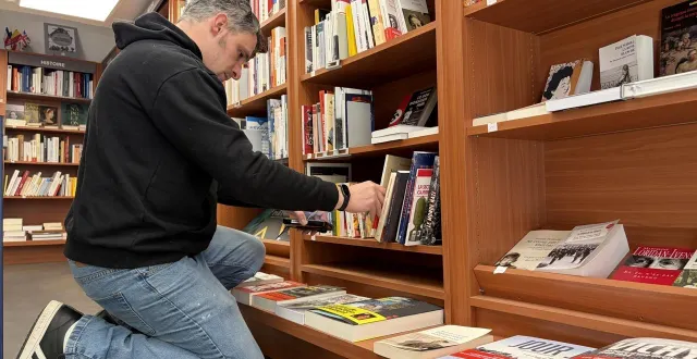 photo  dans le rayon essais, quentin duval répertorie les livres portant sur la politique, l’histoire ou encore la sociologie.  &copy;  ouest-france 