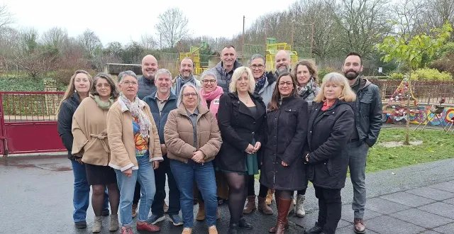 photo  l’équipe de « tous unis autour d’un village vivant ». absents : vincent bacon, clément primaud et cyril favriou.  &copy;  sébastien watrin 