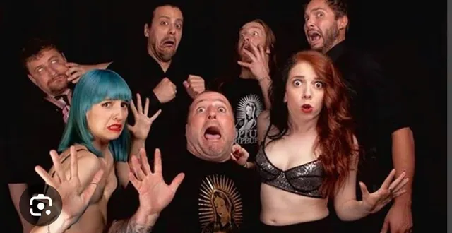 photo  opium du peuple, groupe français de punk-rock originaire d’albi, reprend des chansons de variété à la sauce punk.  &copy;  co 