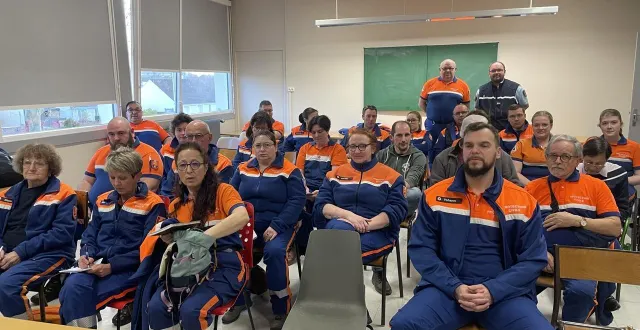 photo  une vingtaine de secouristes de la protection civile d’argentan, trun et l’aigle ont suivi cette première session de formation aux effets des drogues en circulation, vendredi 27 février.  &copy;  ouest-france 