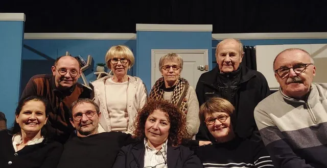 photo  les membres de la troupe valframbert comédie.  &copy;  valframbert comédie 