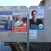 photo  trois des quatre candidats avaient déjà posé leurs affiches de campagne sur les supports dédiés, ce mercredi 4 mars 2026, à sablé-sur-sarthe. il manquait encore celle de franck desgranges (rn). 
