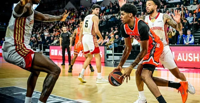 photo  le manceau lucas duféal, ici en quart de finale de la coupe de france contre strasbourg, le 17 février 2026 à antarès, au mans.  &copy;  photo : le maine libre - yvon loué 