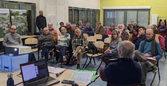 photo  le collectif stop océane sacrifiée verrières vivant a tenu sa toute première assemblée générale, vendredi 27 février 2026.  &copy;  ouest-france 