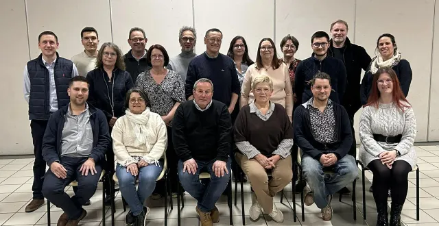 photo  motivés, dynamiques et aimant leur commune, les colistiers d’au cœur de pontvallain sont prêts pour les municipales 2 026 !  &copy;  ouest-france 