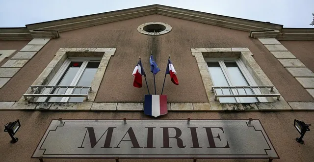 photo  le premier tour des élections municipales aura lieu le 15 mars.  &copy;  le maine libre denis lambert 