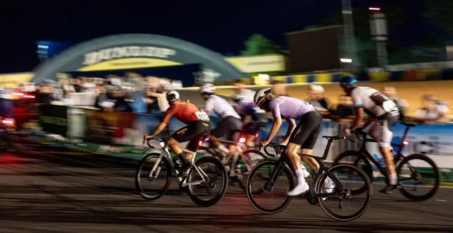 photo  les 24 heures vélo 2026 auront lieu le week-end du 29 et 30 août 2026 sur le circuit bugatti au mans.  &copy;  archives le maine libre - xavier sarrat 