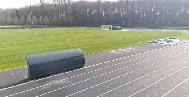 photo  le terrain d’honneur du hazé fait toujours l’objet d’un arrêté d’interdiction.  &copy;  ouest-france 